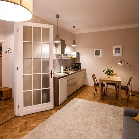 Balance Budapest, Spas, Buda Castle アパート *